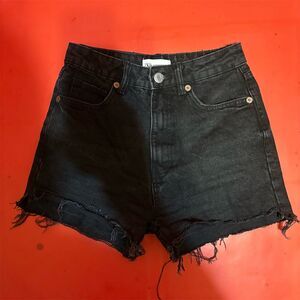 Zara Women's High Rise Frayed Denim Shorts‎ Black Size 2 Casual Summer